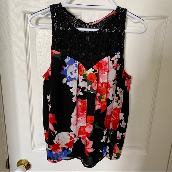 Guess Top - Picture 2 of 8